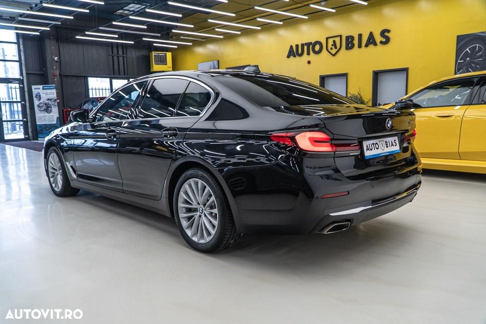 BMW Seria 5 530e Aut. Luxury Line - 6