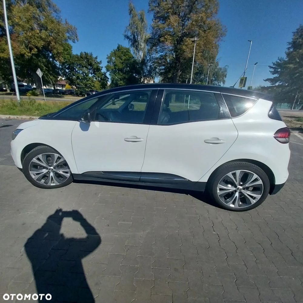 Renault Scenic 1.6 dCi Intens - 11