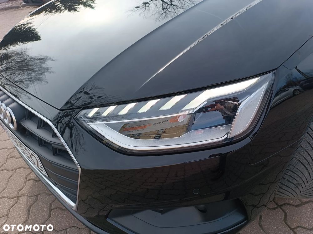 Audi A4 Limousine - 10