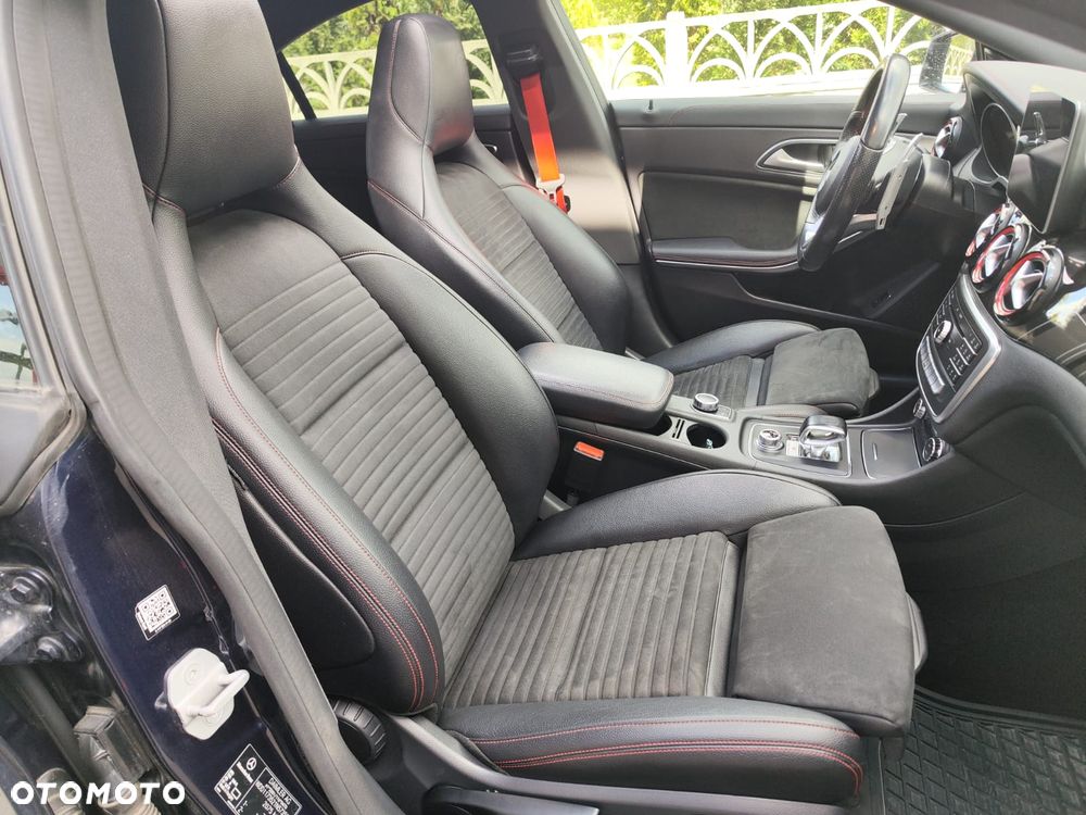 Mercedes-Benz CLA - 22