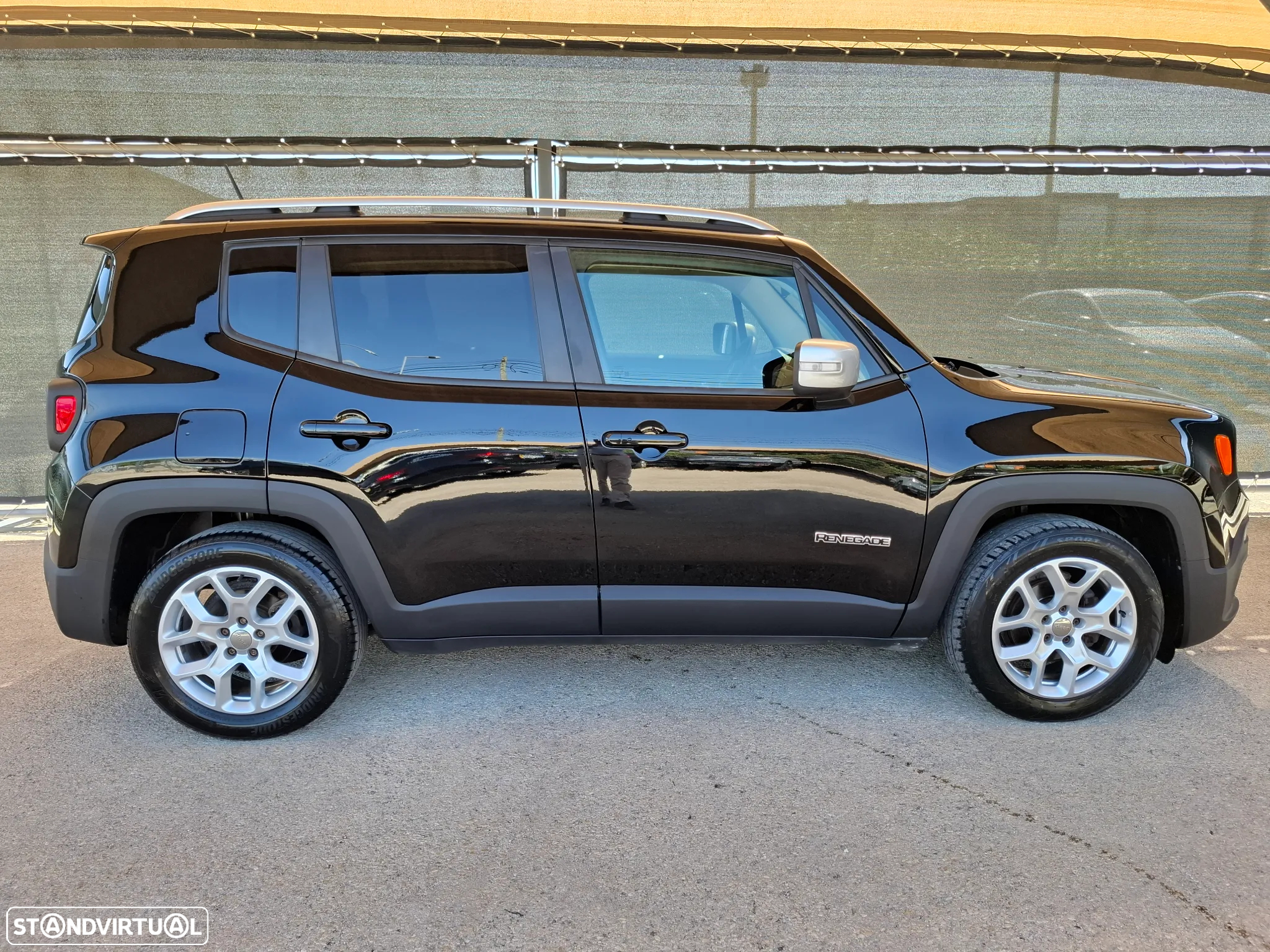 Jeep Renegade 1.6 MJD Limited - 9