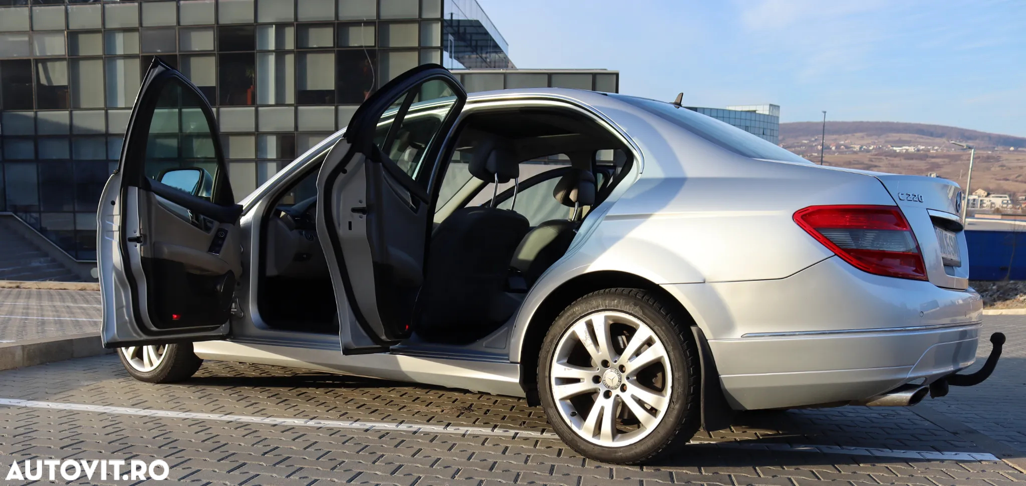 Mercedes-Benz C 220 CDI DPF Automatik Avantgarde - 12
