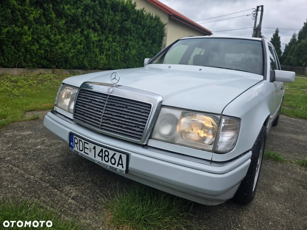 Mercedes-Benz W124 (1984-1993) - 2