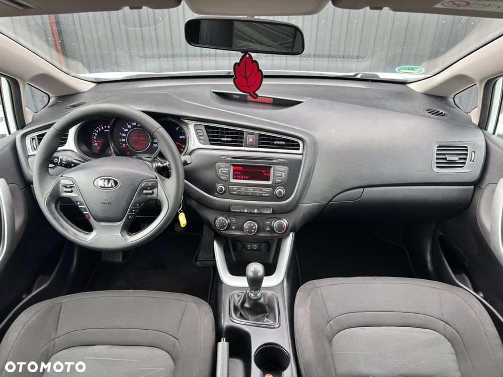 Kia Ceed 1.4 L Business Line - 13