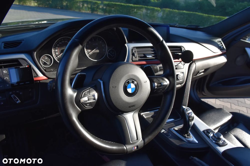 BMW Seria 3 328i Sport-Aut Sport Line - 12