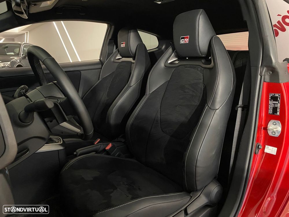 Toyota GR Yaris 1.6 T Legend T/A - 14
