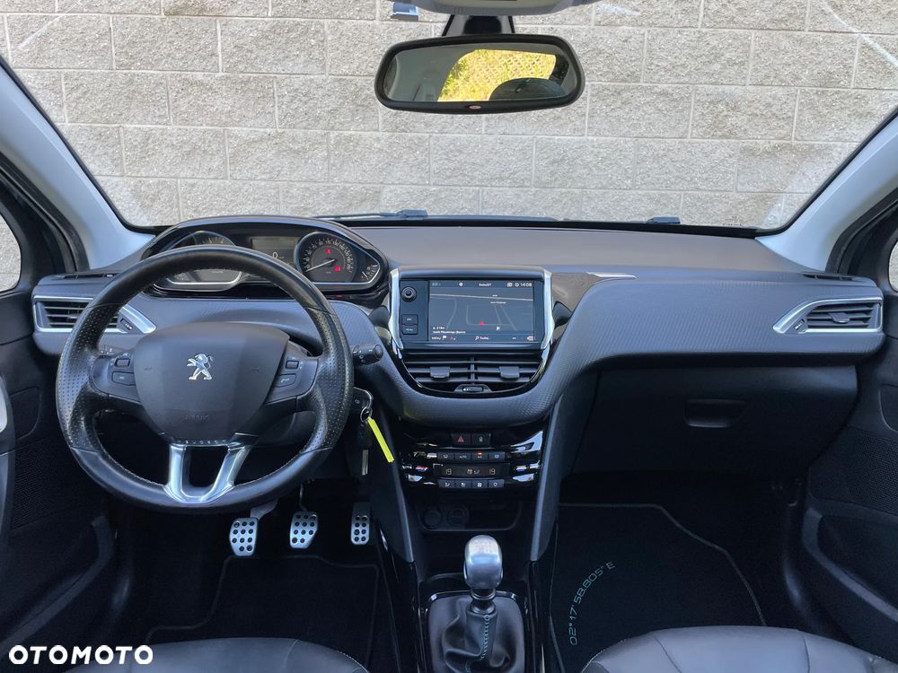 Peugeot 2008 PureTech 130 Allure - 18