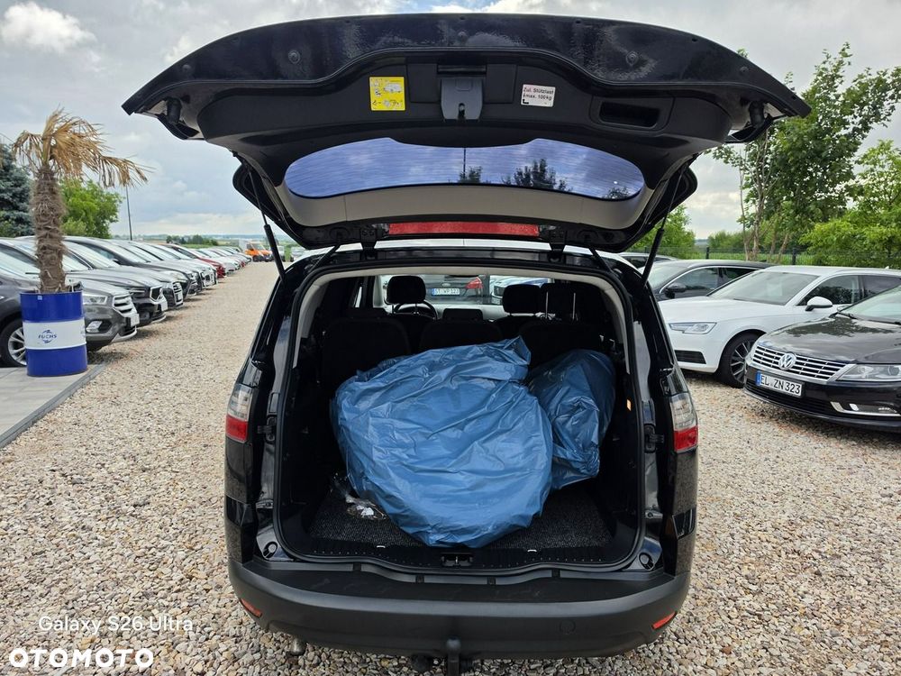 Ford S-Max - 39