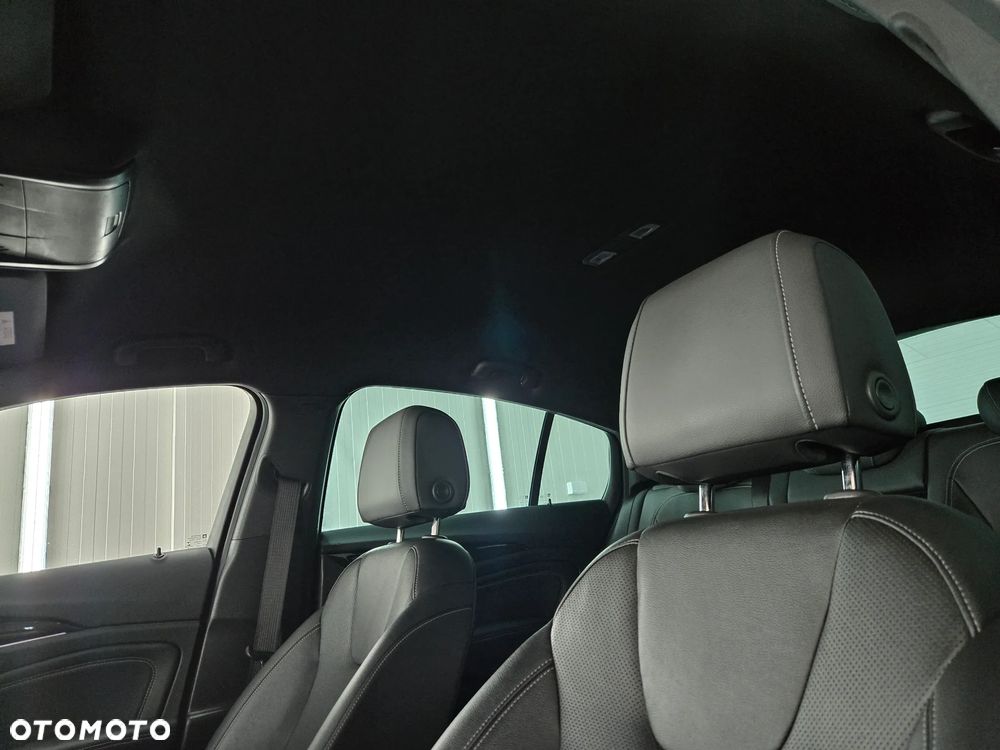 Opel Insignia 2.0 CDTI 4x4 GSi S&S - 22