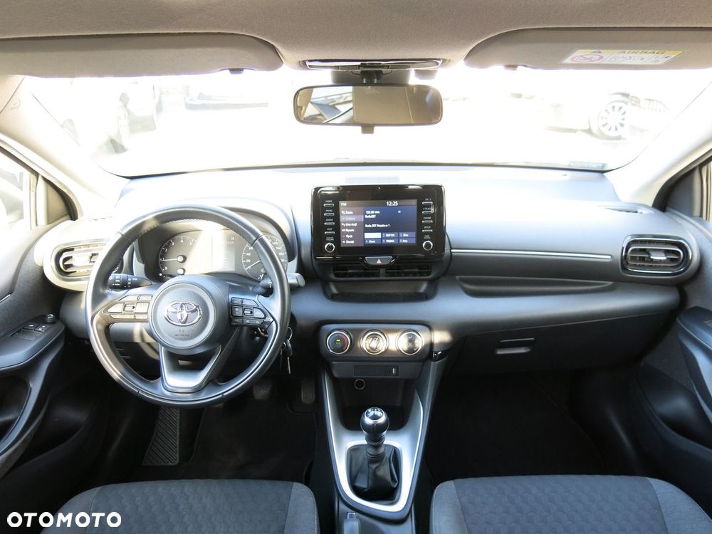 Toyota Yaris - 7