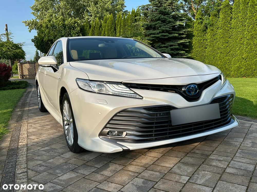 Toyota Camry 2.5 Hybrid Executive CVT - 11