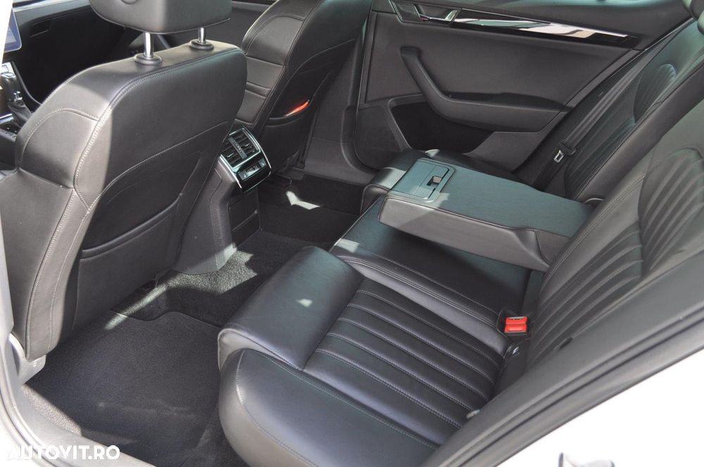Skoda Superb 2.0 TDI DSG 4X4 Laurin & Klement - 16
