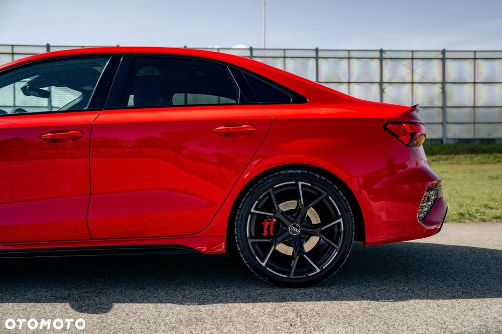Audi RS3 Limousine - 13