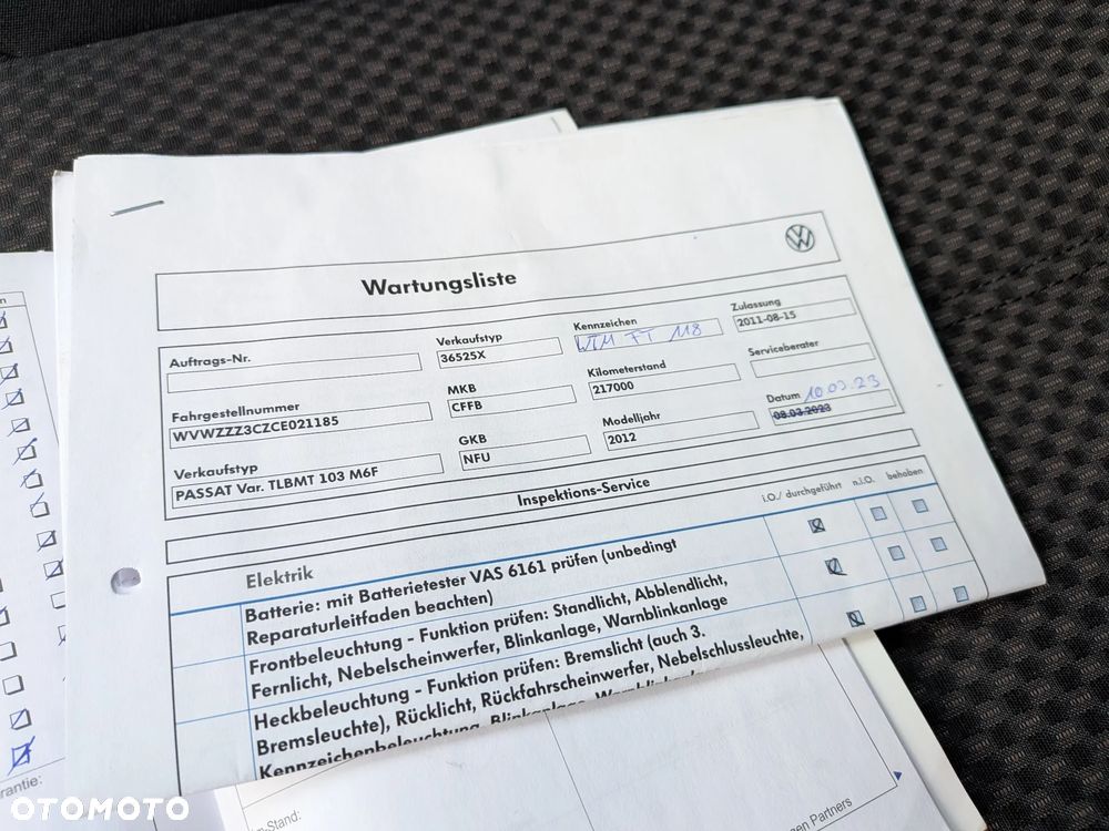 Volkswagen Passat - 22