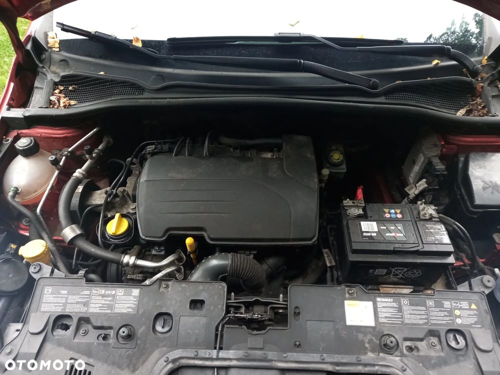 Renault Clio 1.2 16V Authentique - 8
