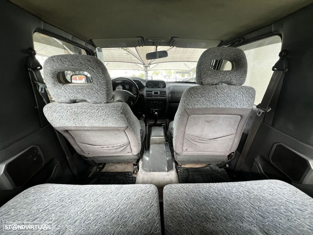 Mitsubishi Pajero 2.8 TD GLS - 33