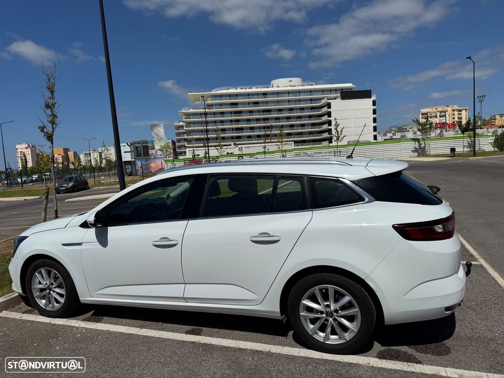 Renault Mégane Sport Tourer - 5
