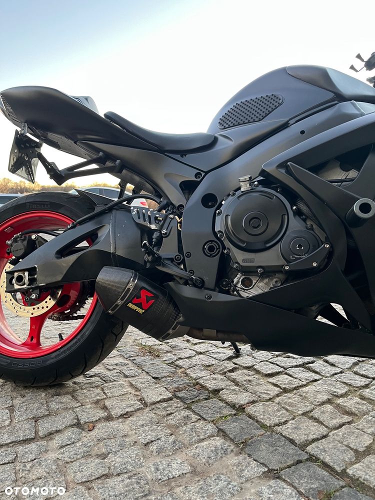 Suzuki GSX-R - 9