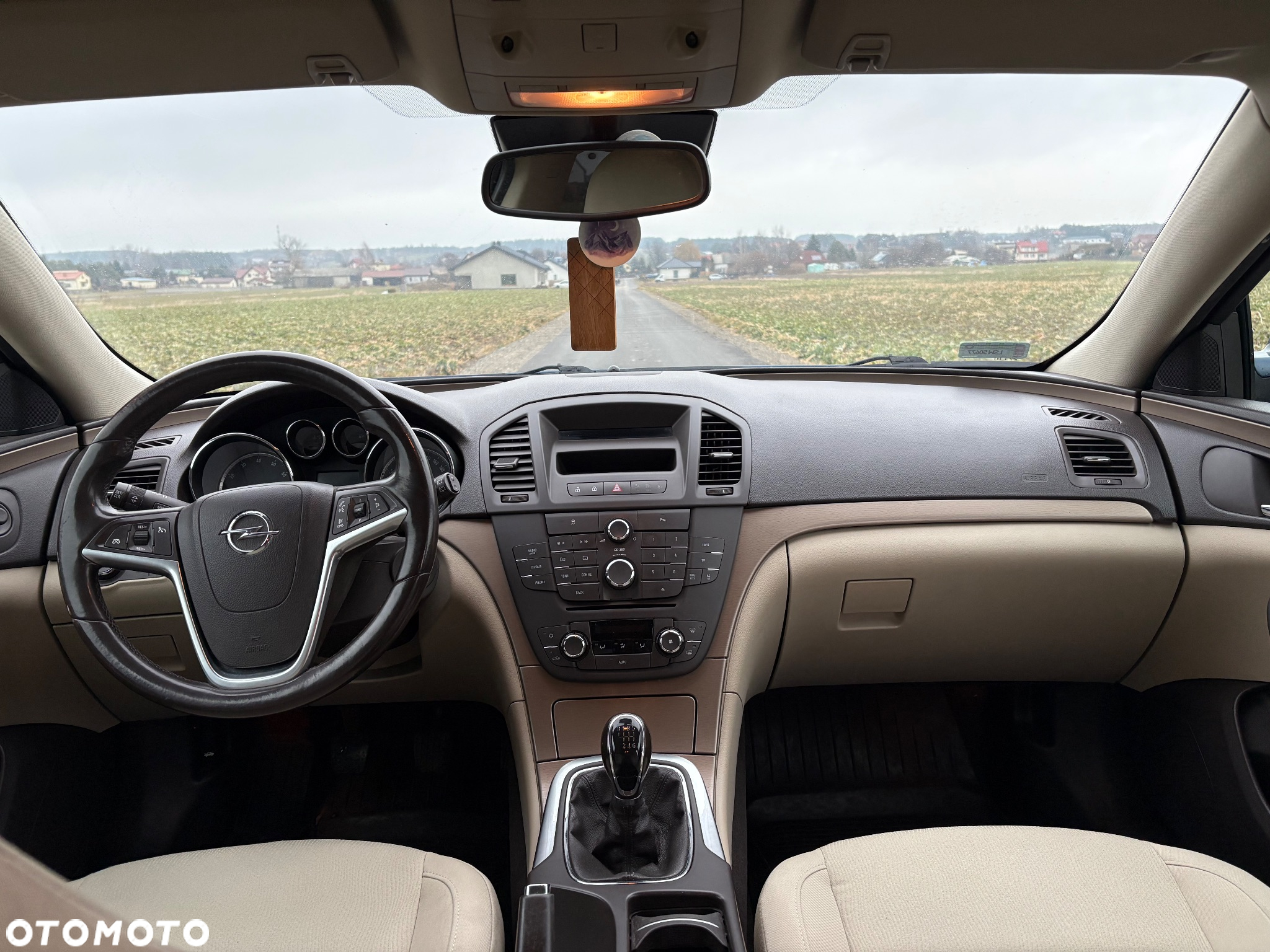 Opel Insignia - 19
