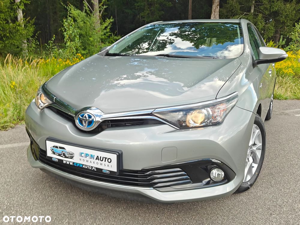 Toyota Auris - 2