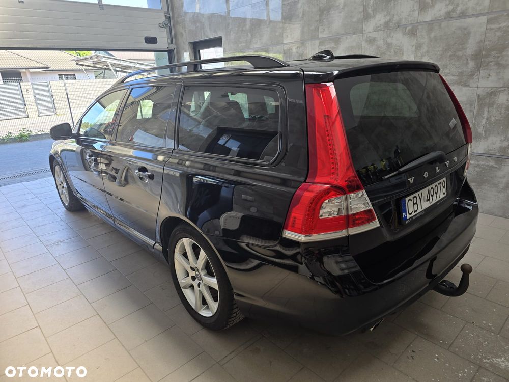 Volvo V70 D4 Geartronic Momentum - 3