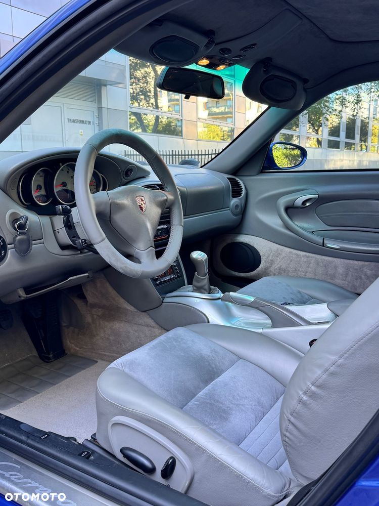 Porsche 911 Carrera - 9