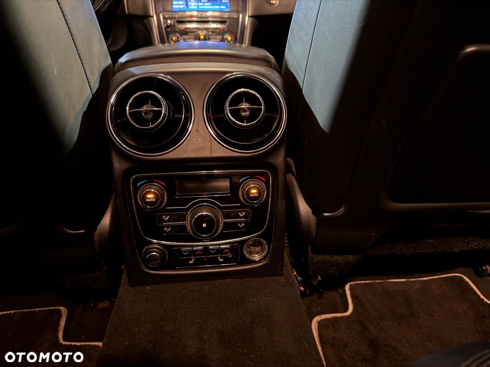 Jaguar XJ 3.0 V6 S Premium Luxury - 11