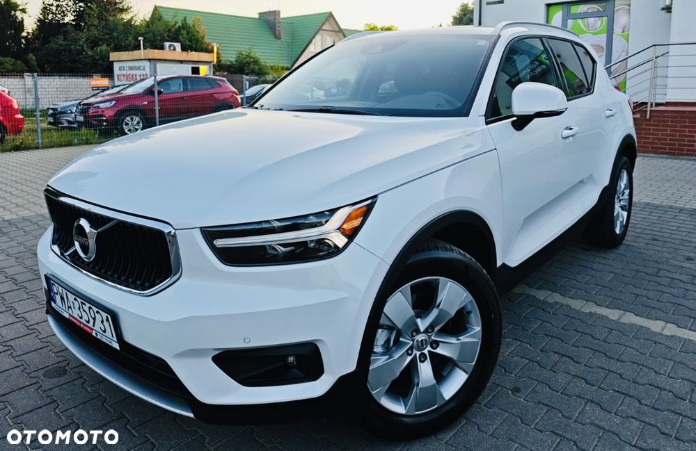 Volvo XC 40 T5 AWD Momentum Pro - 1