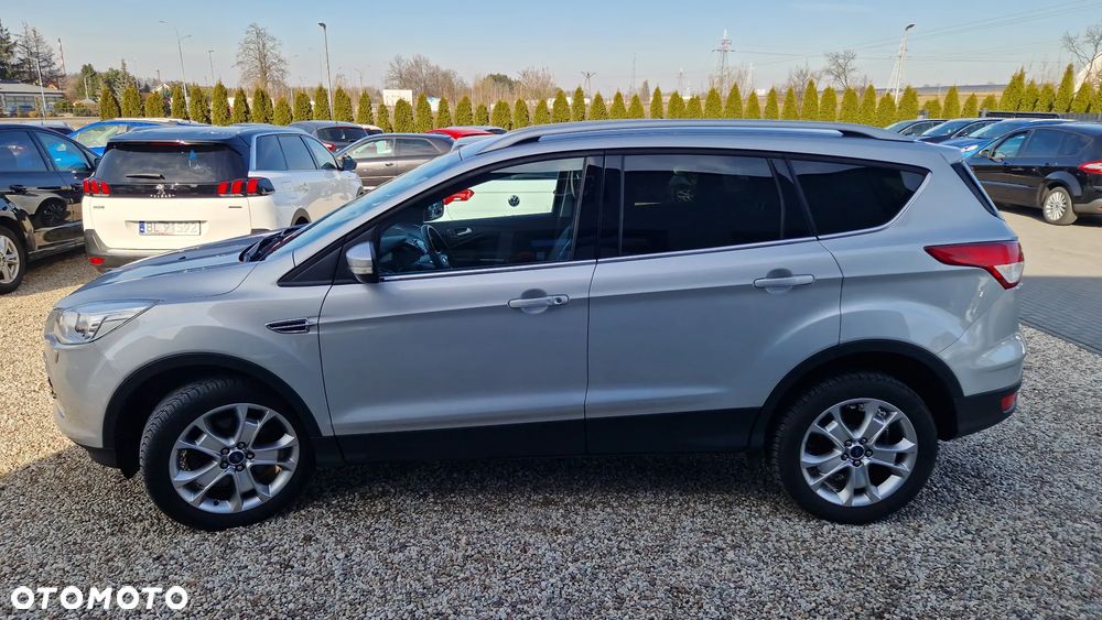 Ford Kuga 1.5 EcoBoost 4x4 Titanium - 3