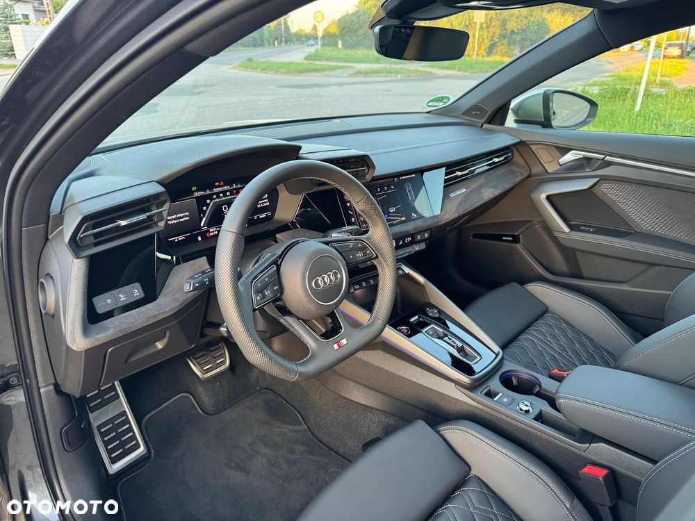 Audi S3 Sportback TFSI  quattro S tronic - 22