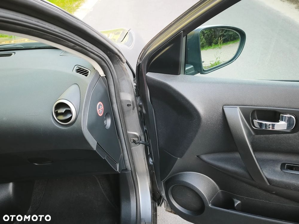 Nissan Qashqai - 17