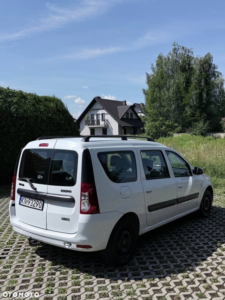 Dacia Logan 1.5 dCi Laureate BL2 - 5