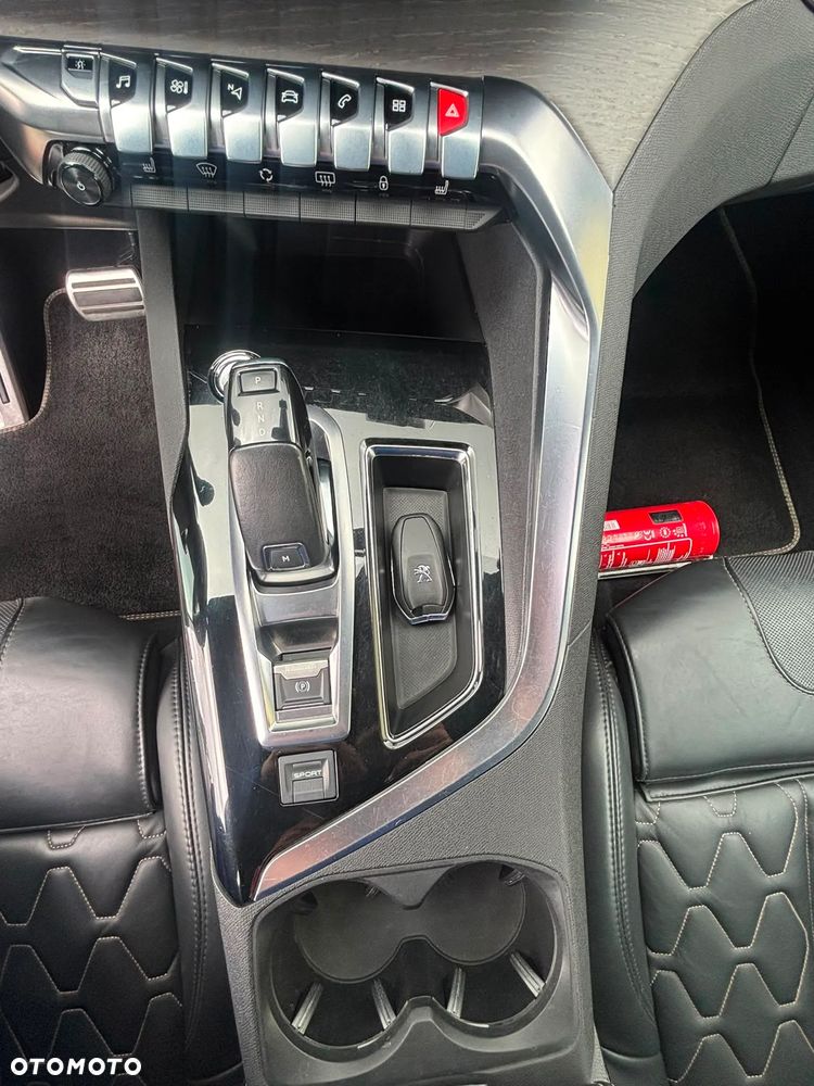 Peugeot 5008 - 26