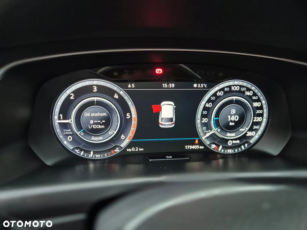 Volkswagen Tiguan 2.0 TDI SCR BlueMotion Technology Sport & Style - 18