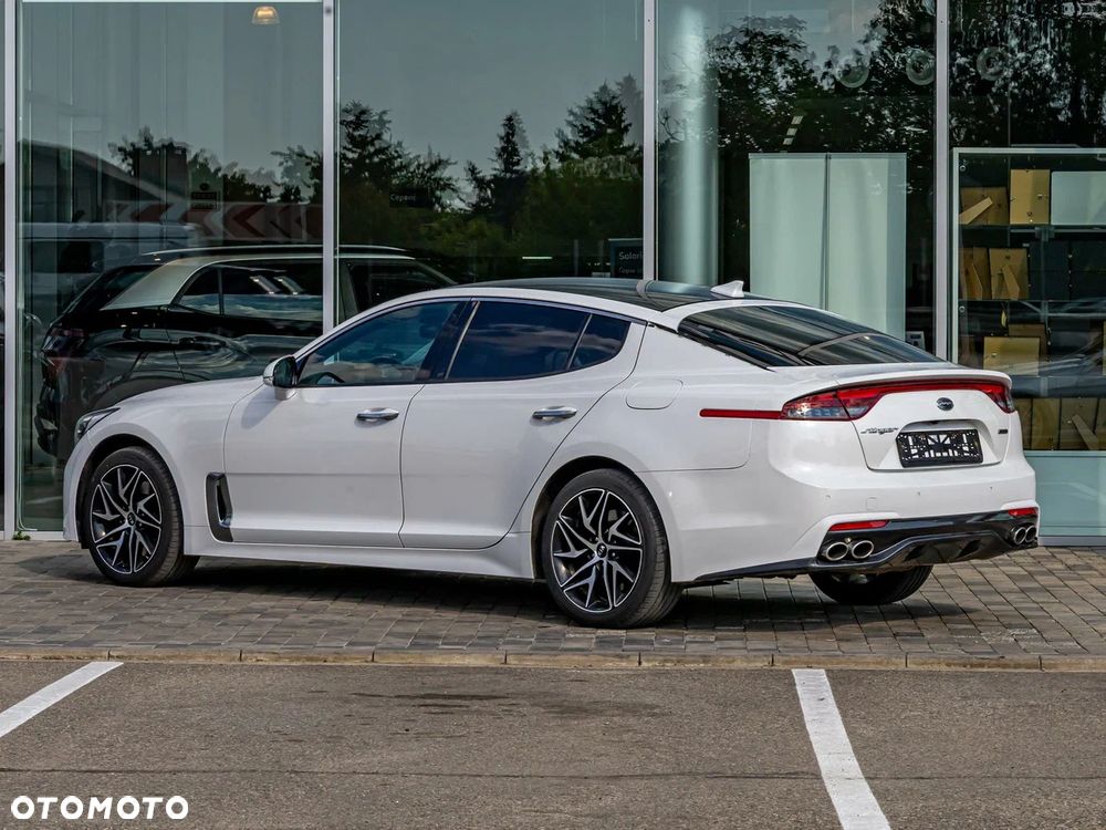 Kia Stinger 2.0 T-GDI GT Line - 5