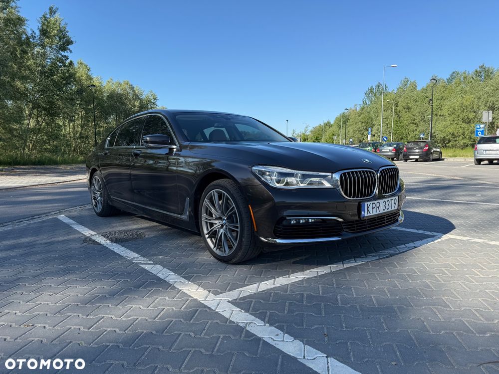 BMW Seria 7 750i xDrive Edition Exclusive - 5