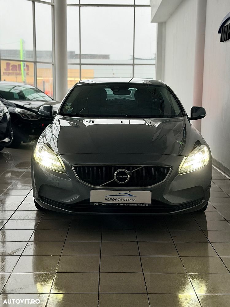 Volvo V40 D2 Geartronic Momentum - 37