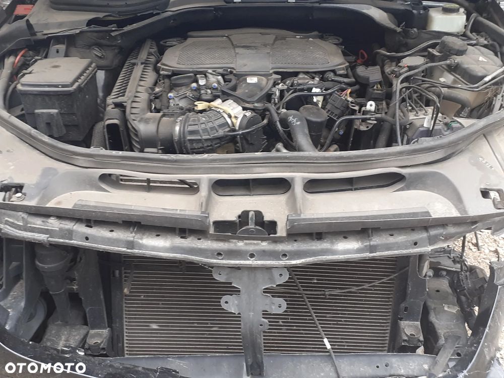 Mercedes-Benz ML - 12