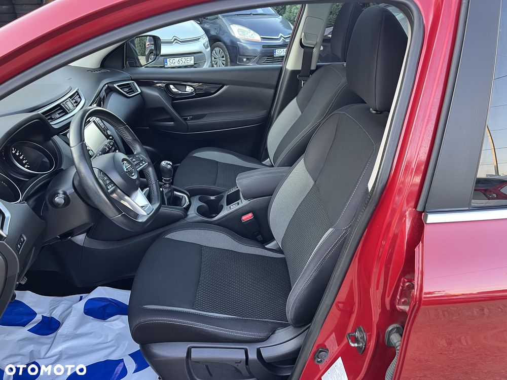 Nissan Qashqai 1.6 DIG-T N-Connecta - 9