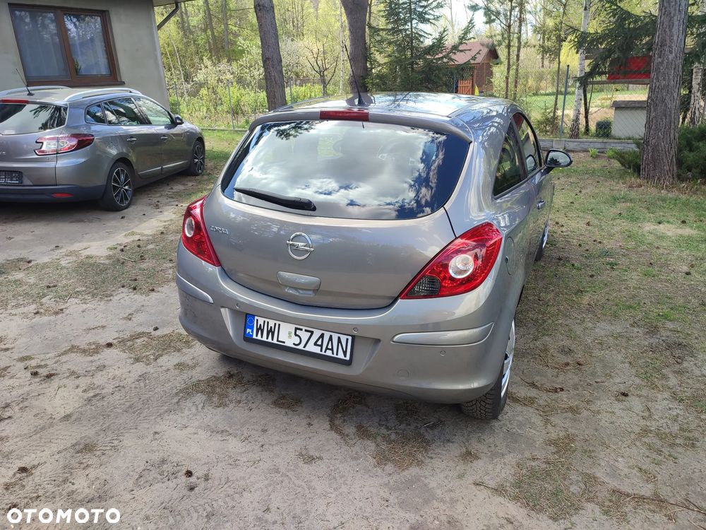 Opel Corsa 1.4 16V Active - 6