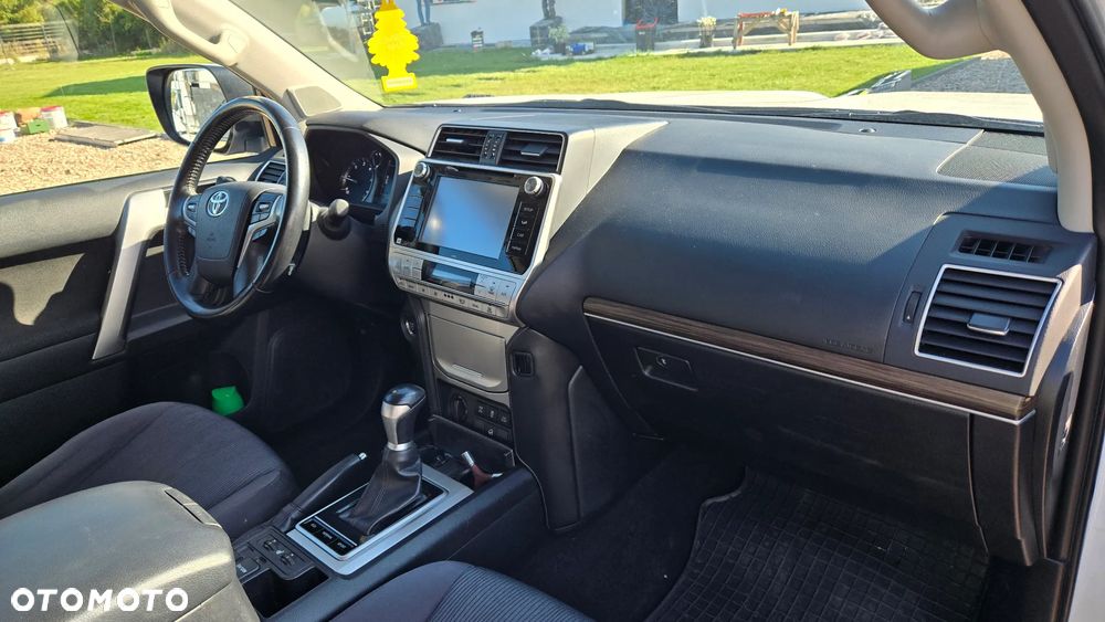 Toyota Land Cruiser LC 2.8 D-4D Invincible - 11