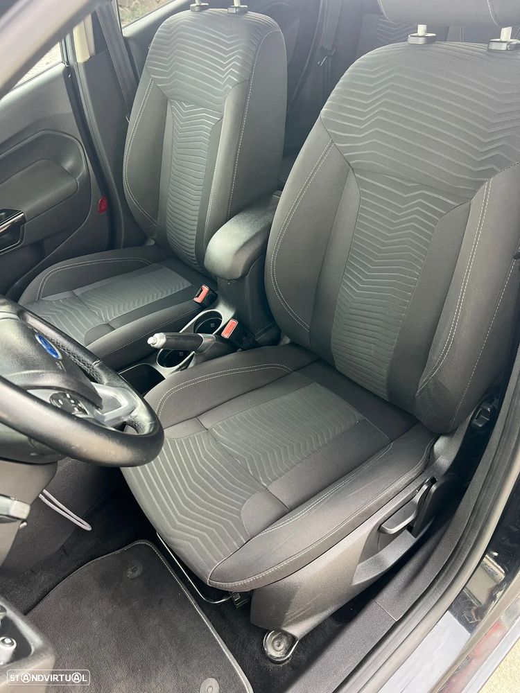 Ford Fiesta 1.5 TDCi Trend - 11
