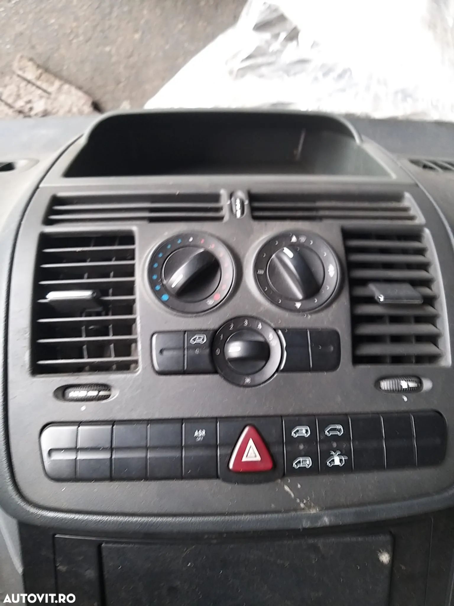 Panou Comanda AC pentru Mercedes Vito W639 din 2009, 2.2 Diesel - 1