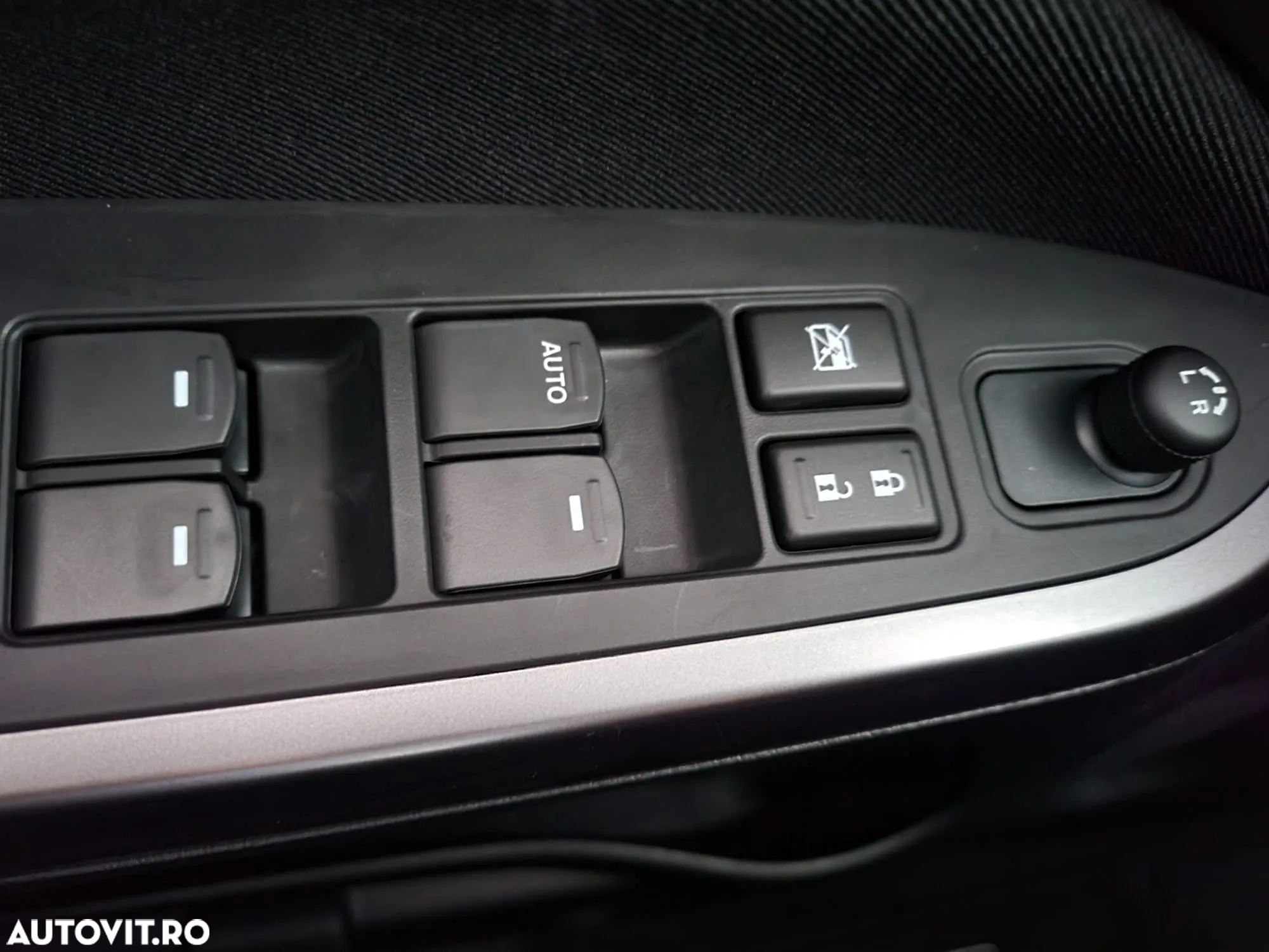 Suzuki Vitara - 11