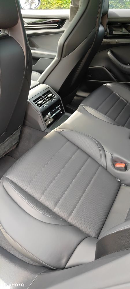 Porsche Panamera 4 E-Hybrid PHEV - 20