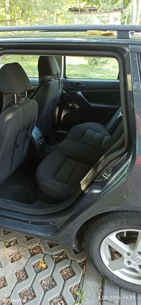 Skoda Octavia 1.6 Tour - 12