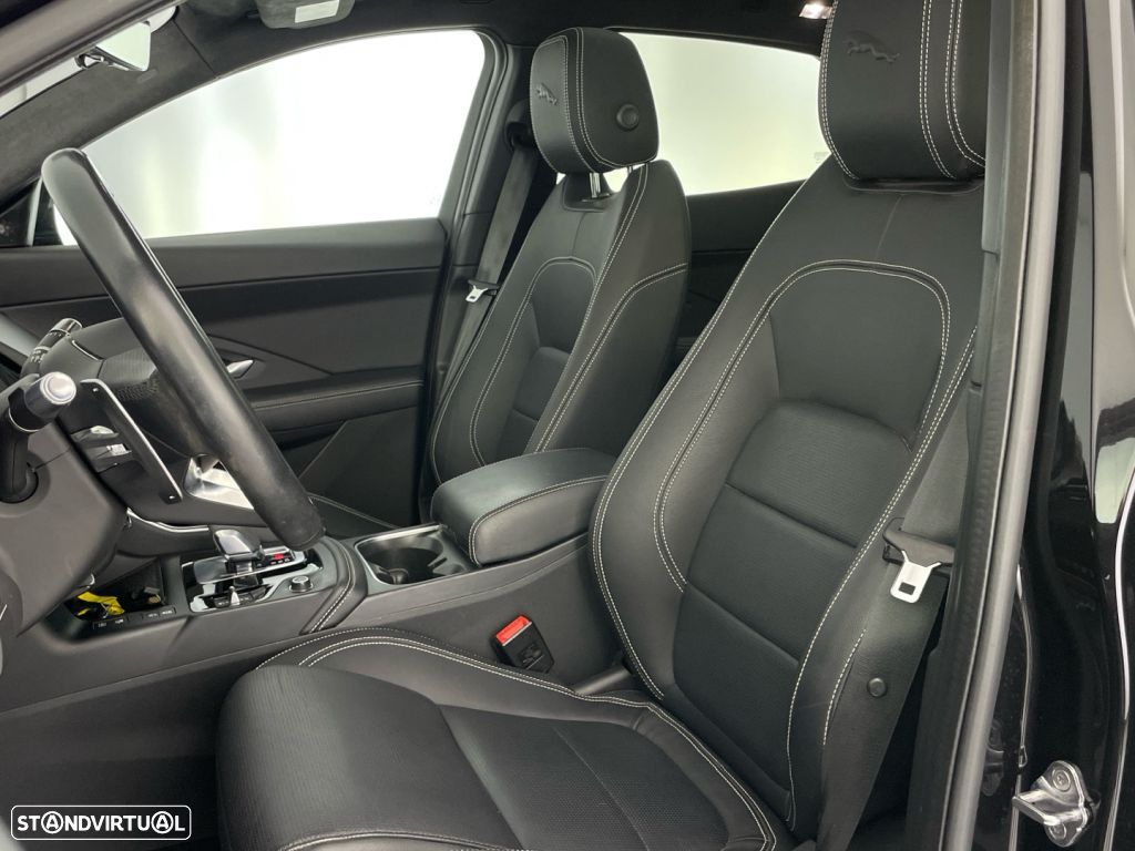 Jaguar E-Pace 1.5 P300e R-Dynamic SE AWD Aut. - 19
