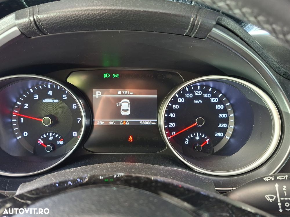 Kia XCeed 1.5 T-GDI 7DCT City - 13