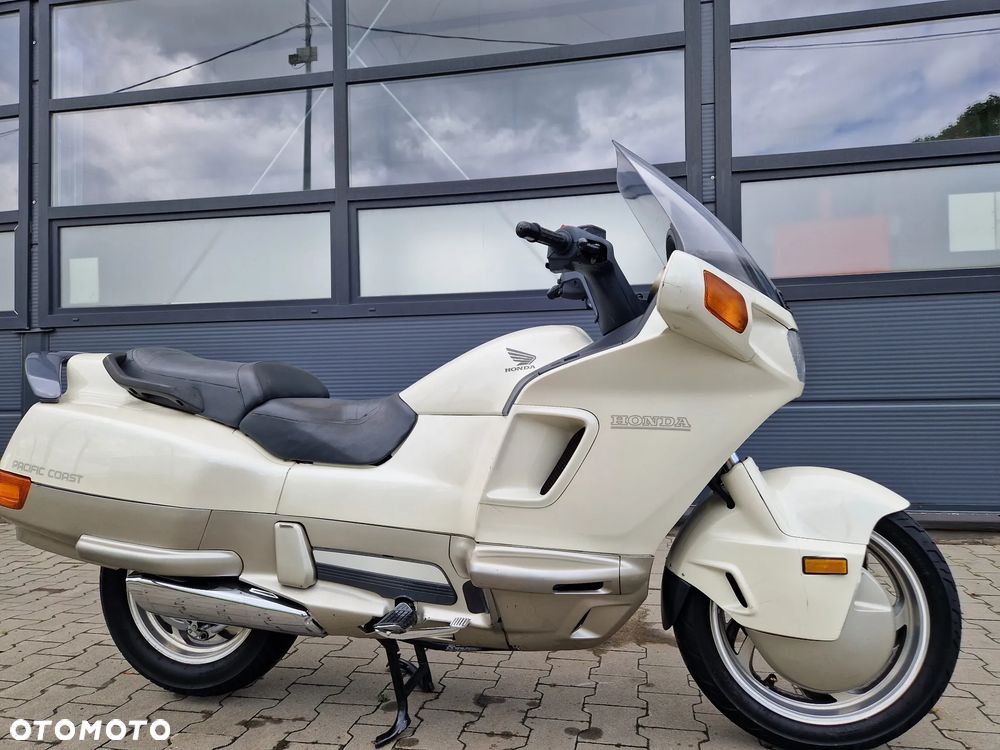 Honda PC - 22