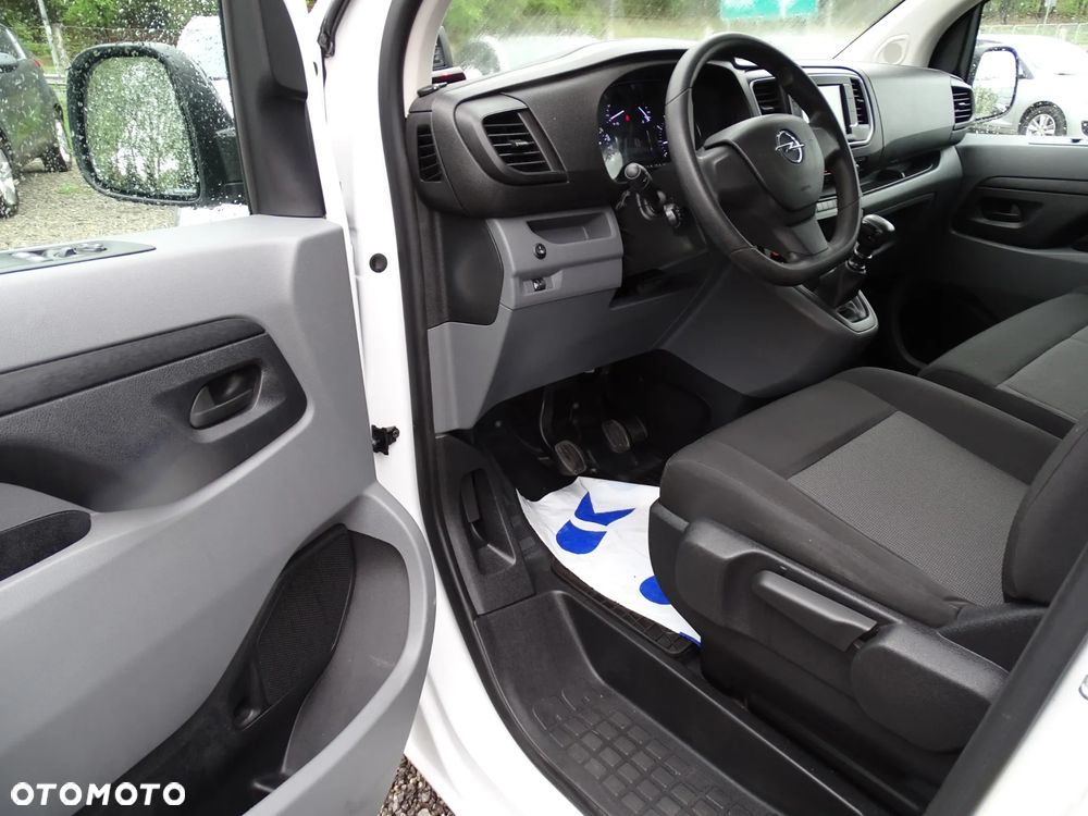 Opel VIVARO LONG - 22